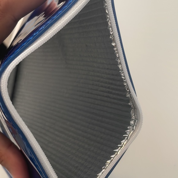 MAKE UP FOR EVER Aqua Blue Kehlani Makeup Pouch - BNWT - Picture 10 of 10